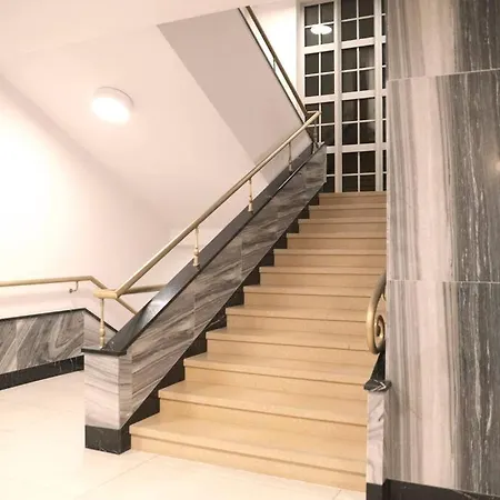 Energetic In Center!