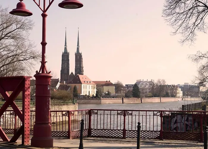 Energetic In Center!