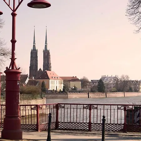 Energetic In Center!