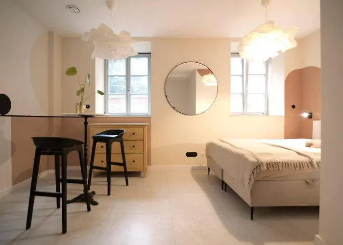 Energetic In Center!